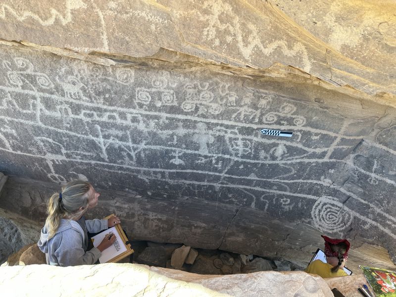 Petroglifos en el sitio arqueologico